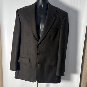 Men’s 
Bill Blass Black Blazer with Structured Shoulders 100% pure Wool